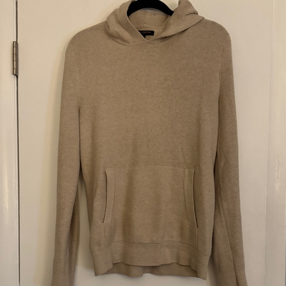Men's Banana Repiblic Tan Sweater